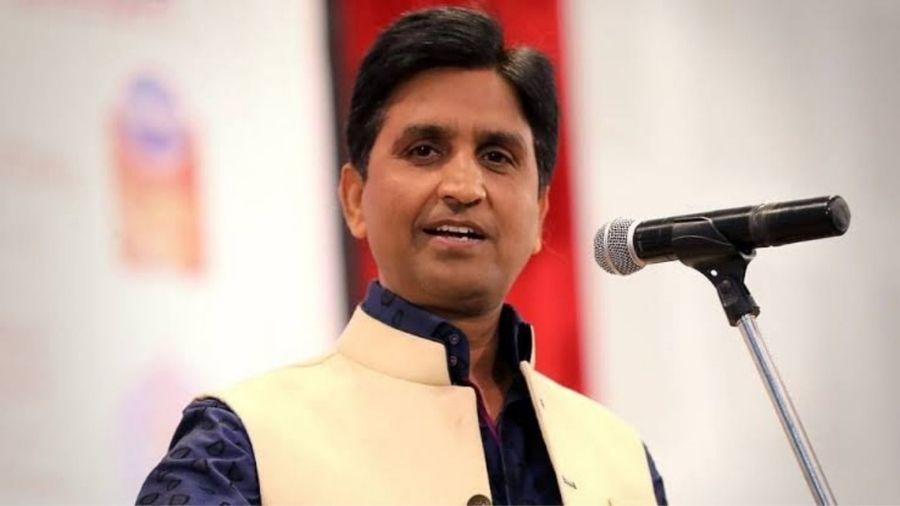Kumar Vishwas delivers a public lecture